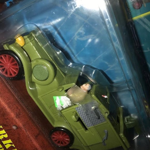 Disney's ATLANTIS Collectible - Rourkes Command Car - new in package Disney Movi - Picture 3 of 7